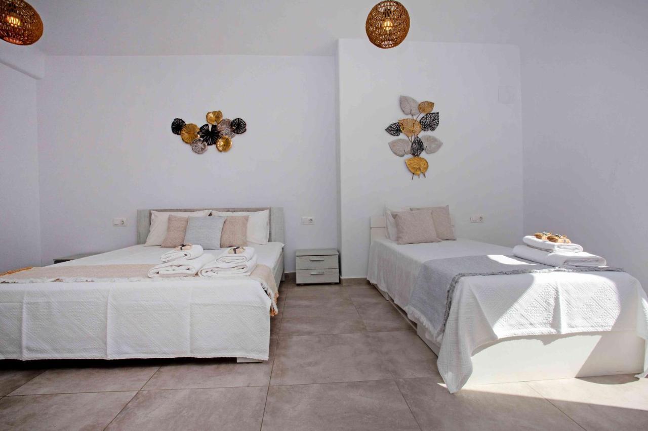 Sunlight Seaview Alina & Cathrin My Journey * Ornos (Mykonos)